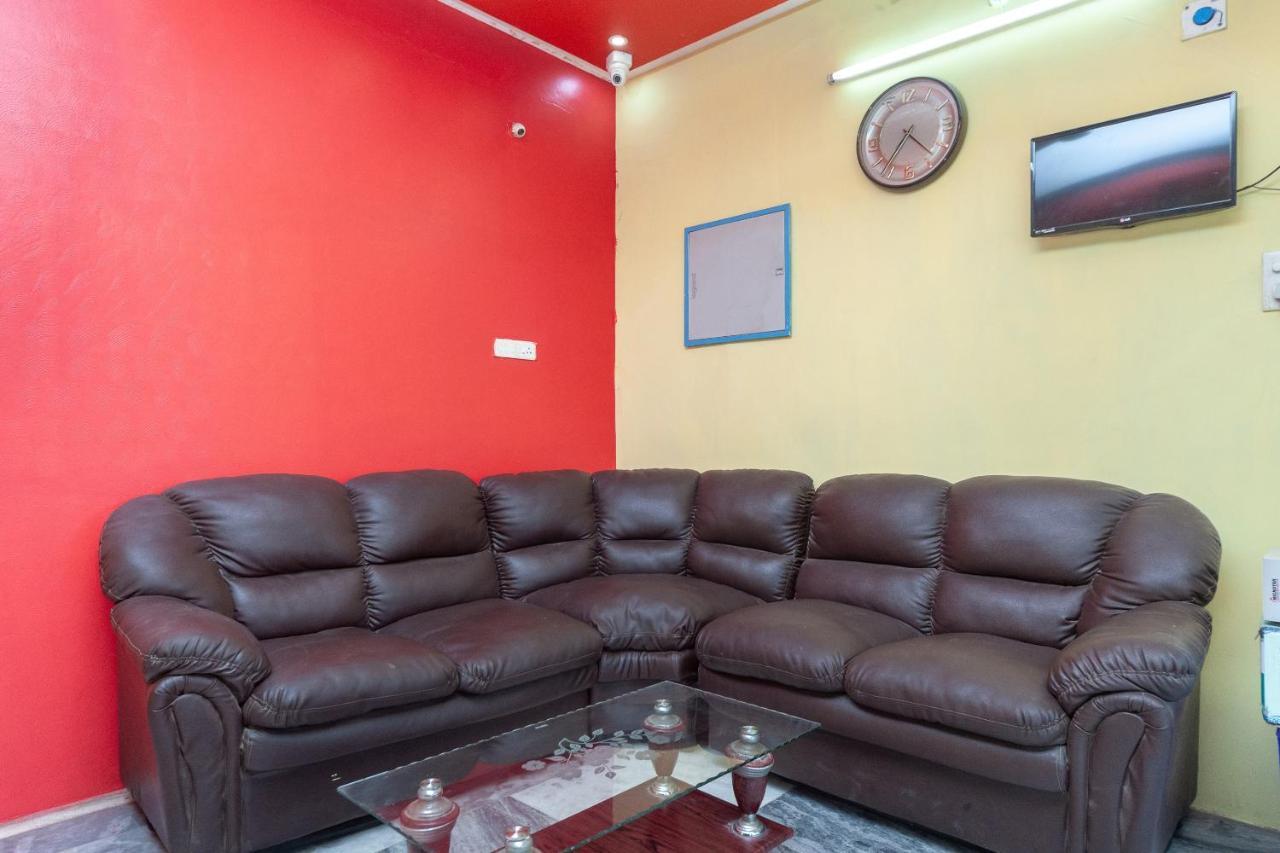 Oyo Flagship 24898 Senthur Murugan Residency Tambaram 외부 사진