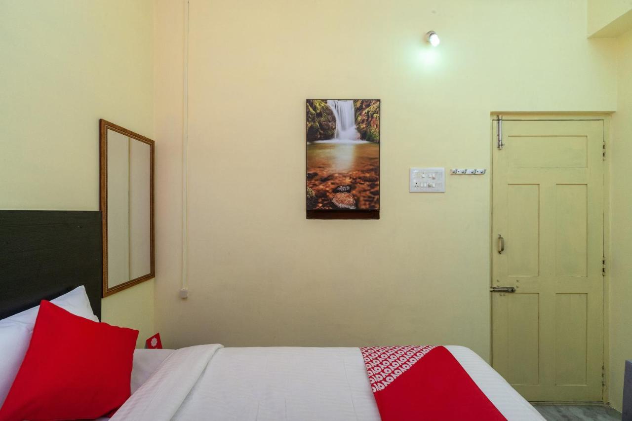 Oyo Flagship 24898 Senthur Murugan Residency Tambaram 외부 사진